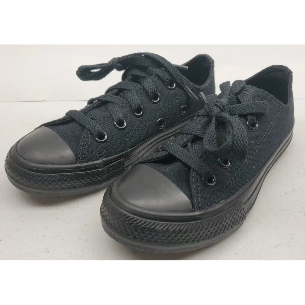Converse Youth Chuck Taylor All Star Canvas Low Top Sneakers Black Size 11Y NEW